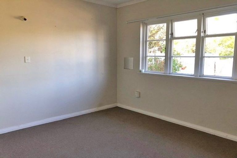 Photo of property in 72 Victoria Street, Rangiora, 7400