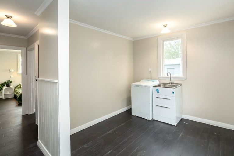 Photo of property in 98 Brandon Street, Featherston, 5710