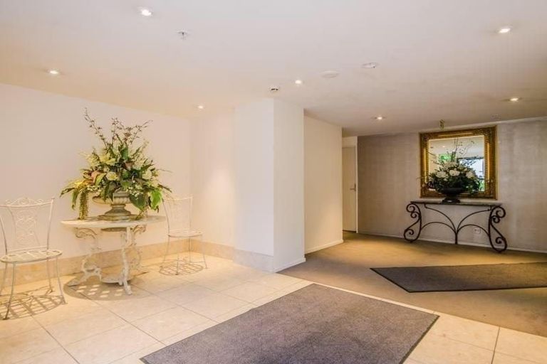 Photo of property in 23 Emily Place, Bellevue, Tauranga, 3110