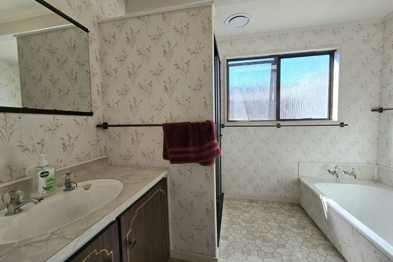 Photo of property in 181 Ngatai Road, Otumoetai, Tauranga, 3110