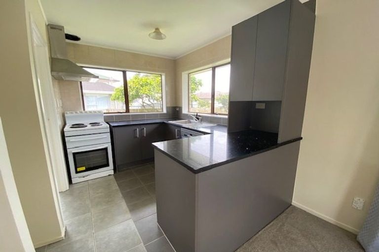 Photo of property in 2/139 Gills Road, Half Moon Bay, Auckland, 2014