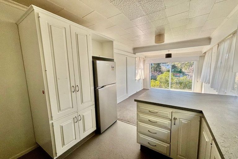 Photo of property in 1a Enfield Road, Hospital Hill, Napier, 4110