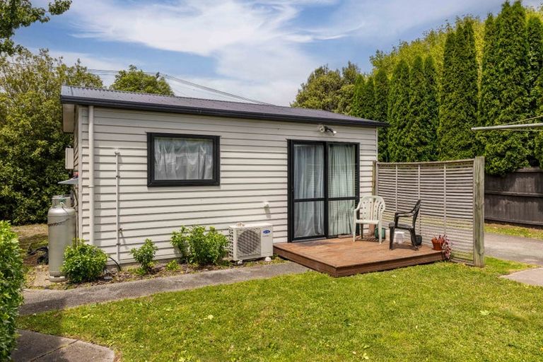 Photo of property in 15 Attlee Crescent, Bryndwr, Christchurch, 8053