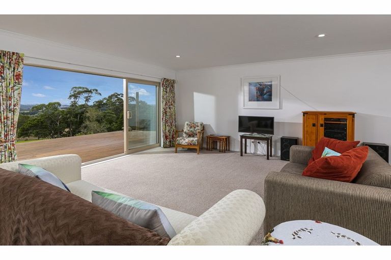 Photo of property in 51 Drinnan Road, Waitoki, Kaukapakapa, 0871