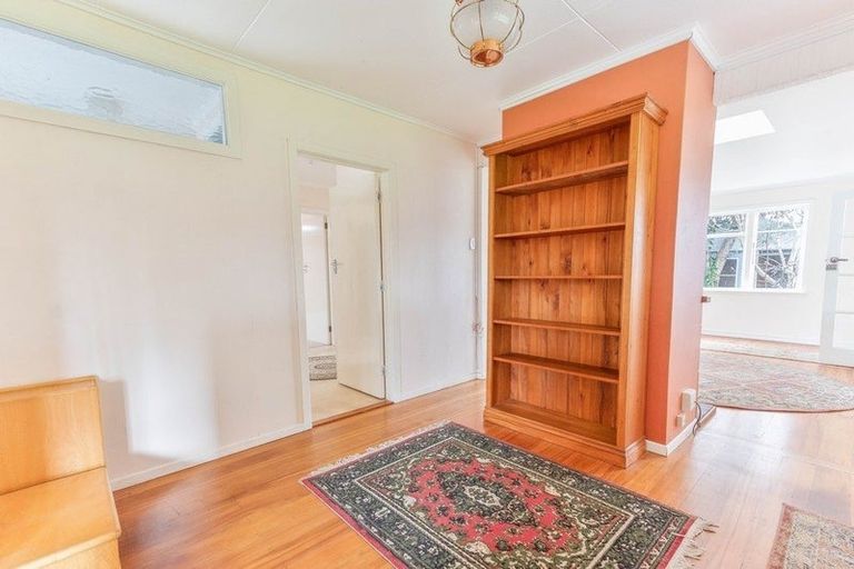 Photo of property in 60a Skerman Street, Marton, 4710