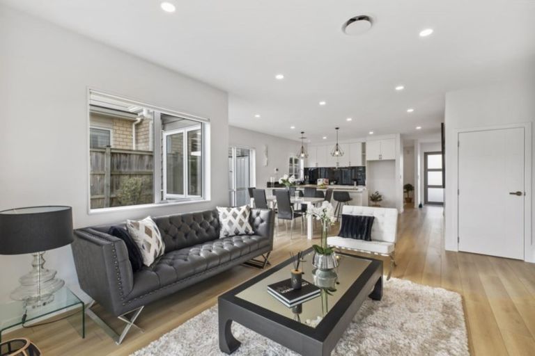 Photo of property in 128a Jeffs Road, Flat Bush, Auckland, 2016