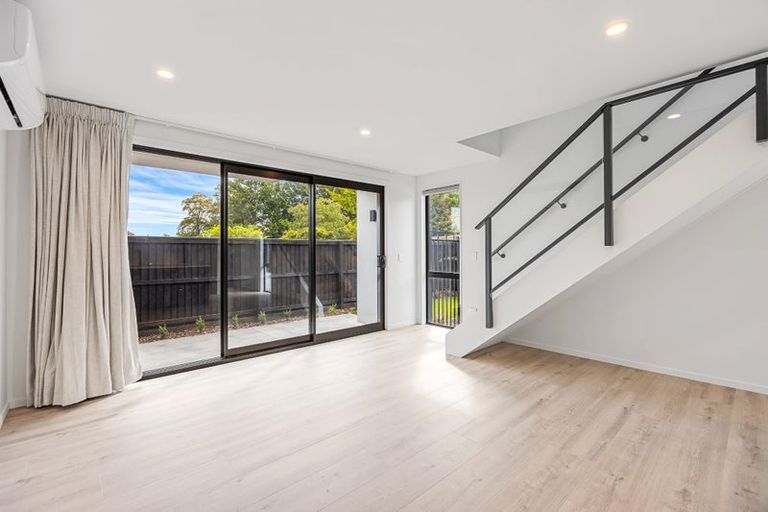 Photo of property in 9/200 Main Road North, Redwood, 8051