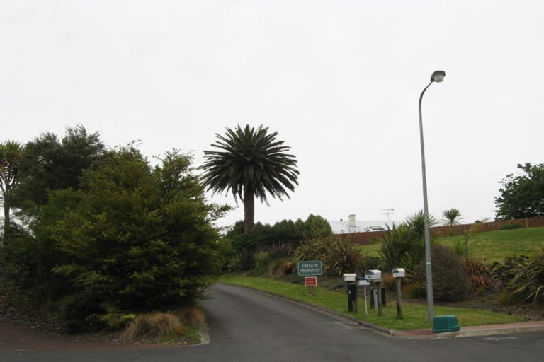 Photo of property in 19 Denehurst Drive, Waimauku, 0812