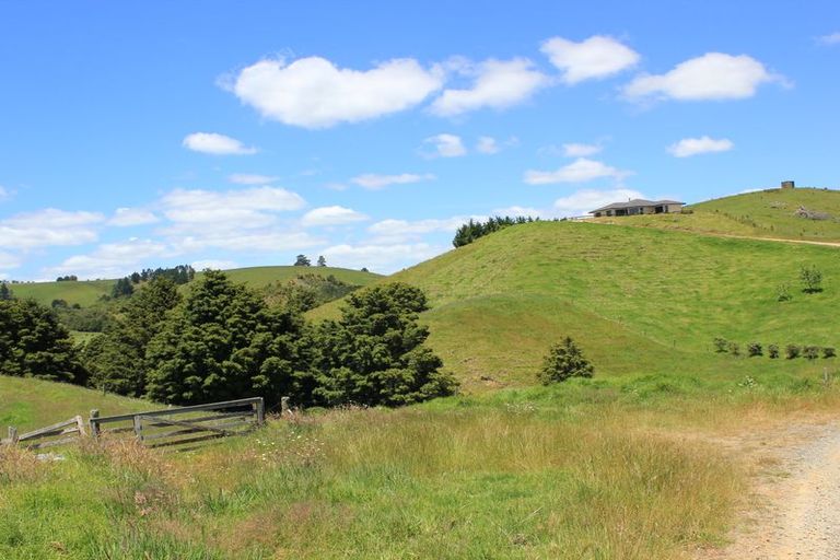 Photo of property in 74a Whananaki North Road, Whakapara, Hikurangi, 0181