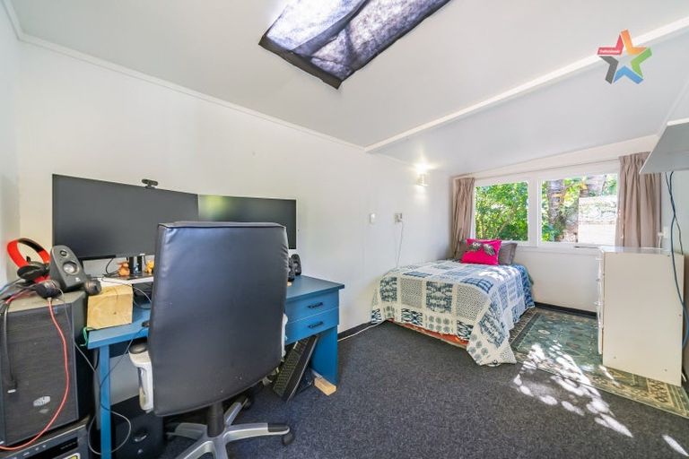 Photo of property in 126 Hine Road, Wainuiomata, Lower Hutt, 5014