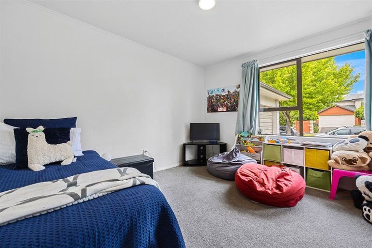 Photo of property in 8 Westburn Terrace, Burnside, Christchurch, 8041
