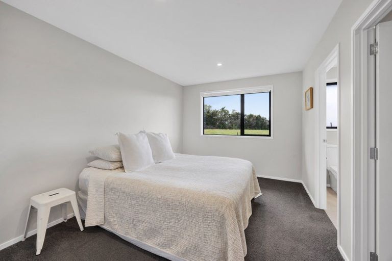 Photo of property in 3 Macbeth Street, Stratford, 4332