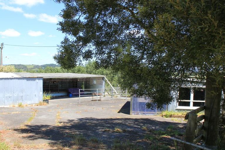 Photo of property in 74a Whananaki North Road, Whakapara, Hikurangi, 0181