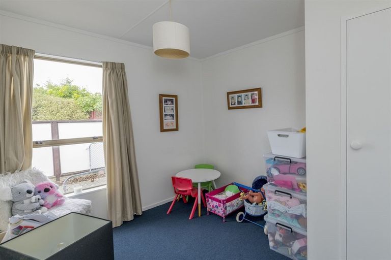 Photo of property in 18a Kanawa Street, Waikanae, 5036