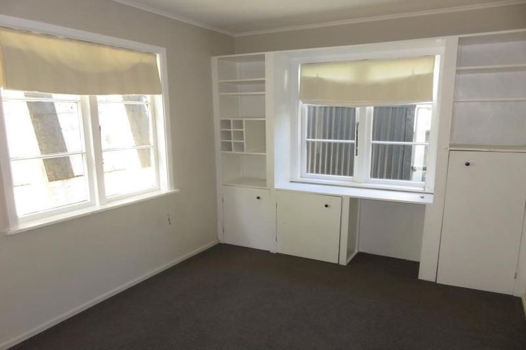 Photo of property in 417 Ohiro Road, Brooklyn, Wellington, 6021