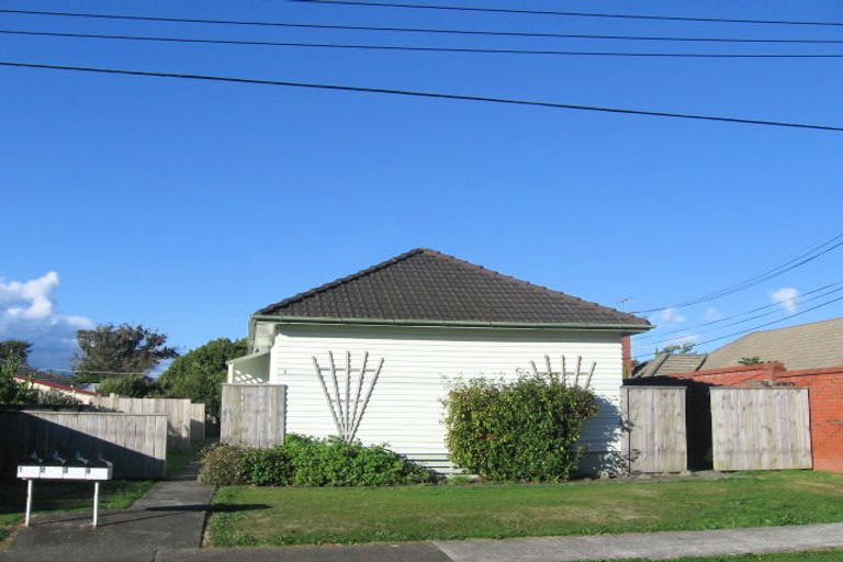 Photo of property in 3/3 Huia Grove, Elderslea, Upper Hutt, 5018