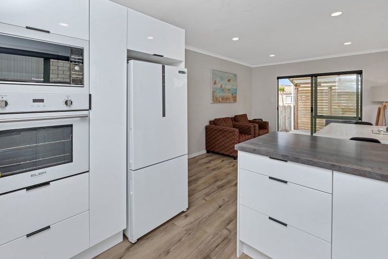 Photo of property in 130 Bream Bay Drive, Ruakaka, 0116