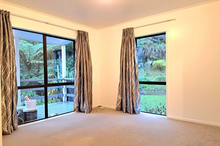 Photo of property in 23b Kennedy Grove, Stokes Valley, Lower Hutt, 5019
