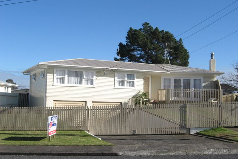 Photo of property in 5 Claymore Street, Manurewa, Auckland, 2102