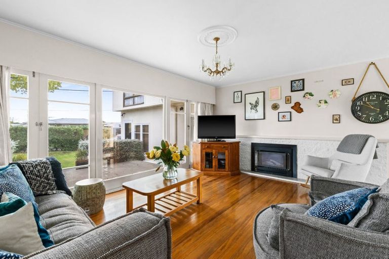 Photo of property in 13 Eton Street, Taradale, Napier, 4112
