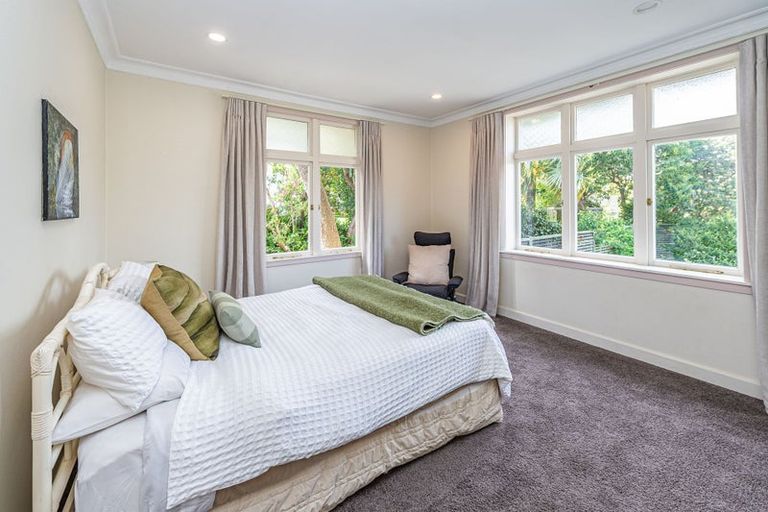 Photo of property in 1 Brassey Road, Saint Johns Hill, Whanganui, 4500