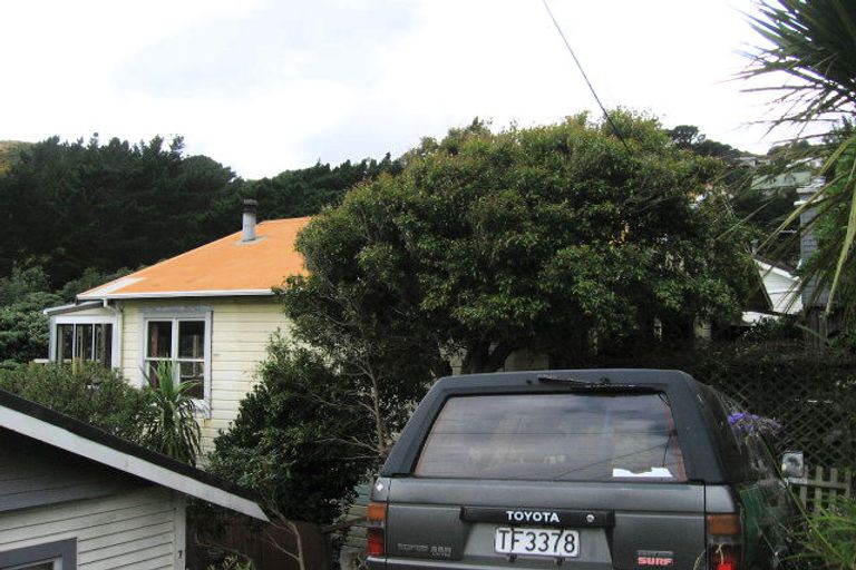 Photo of property in 9 Jackson Street, Island Bay, Wellington, 6023