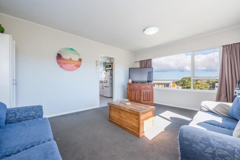 Photo of property in 25 Mulberry Street, Maungaraki, Lower Hutt, 5010