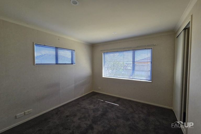 Photo of property in 11 Richfield Crescent, Westgate, Auckland, 0614