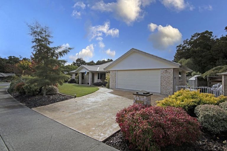 Photo of property in 9 Genia Drive, Wakefield, 7025