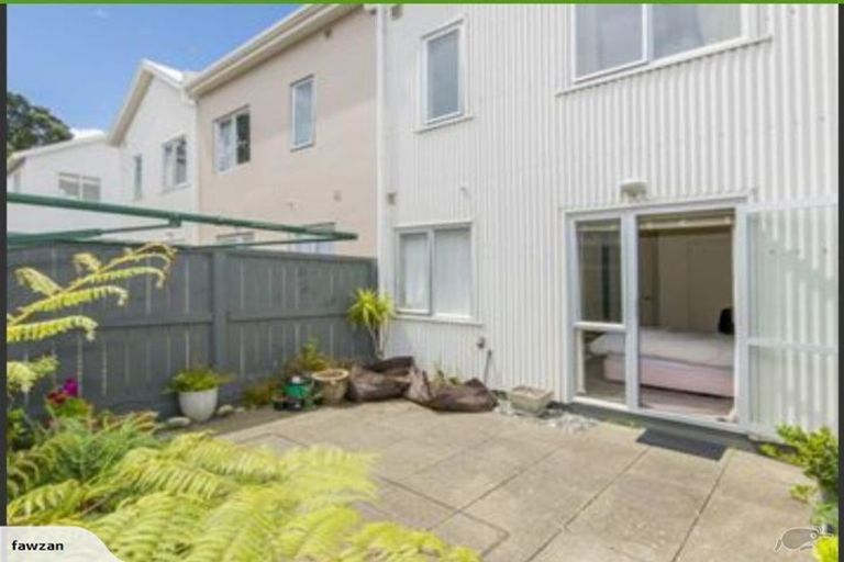 Photo of property in St Giles Court Apartments, 25/6 Vallance Street, Kilbirnie, Wellington, 6022