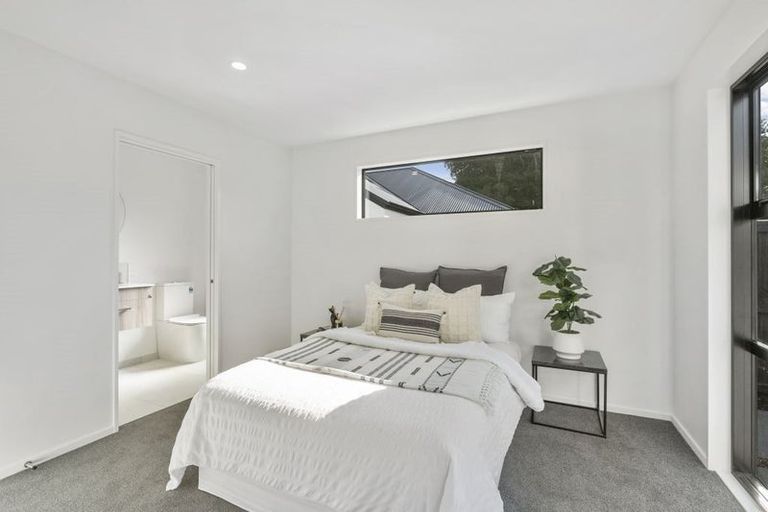 Photo of property in 26a Middlepark Road, Sockburn, Christchurch, 8042