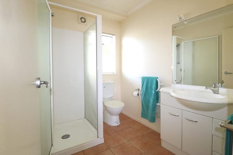 Photo of property in 109 Waireka Place, Whangamata, 3620