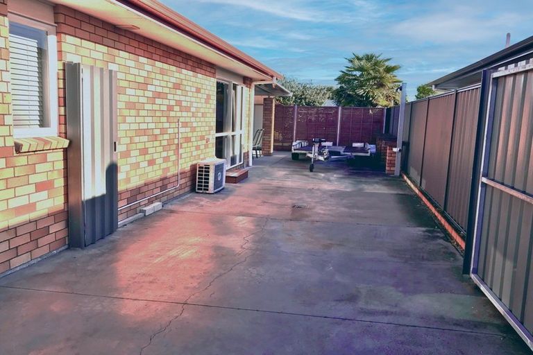 Photo of property in 14 Mcnaughton Place, Onekawa, Napier, 4110