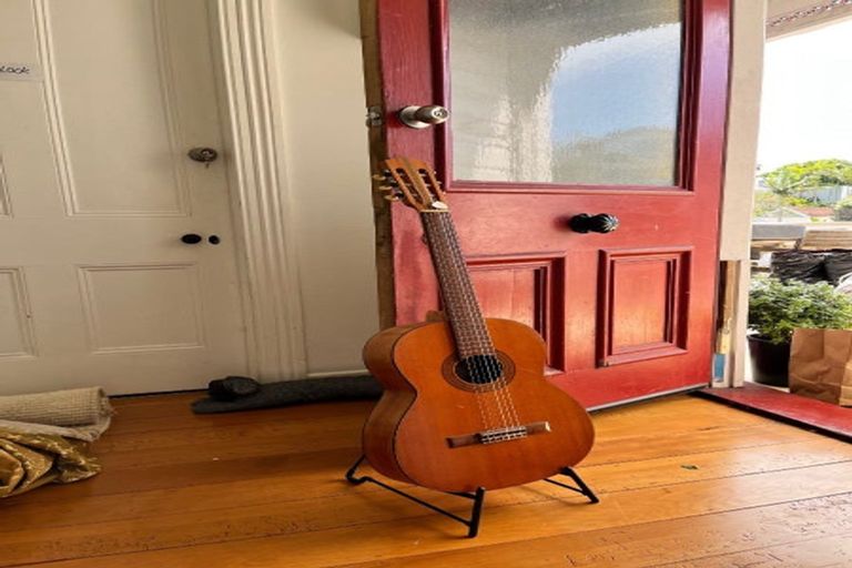 Photo of property in 2/24 West End Road, Herne Bay, Auckland, 1022