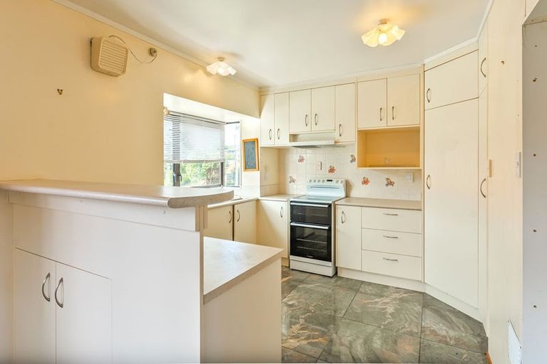 Photo of property in 69 Te Moana Road, Waikanae Beach, Waikanae, 5036