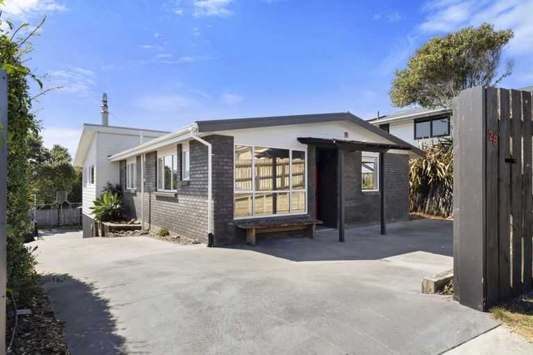 Photo of property in 28 Norwich Avenue, Spotswood, New Plymouth, 4310