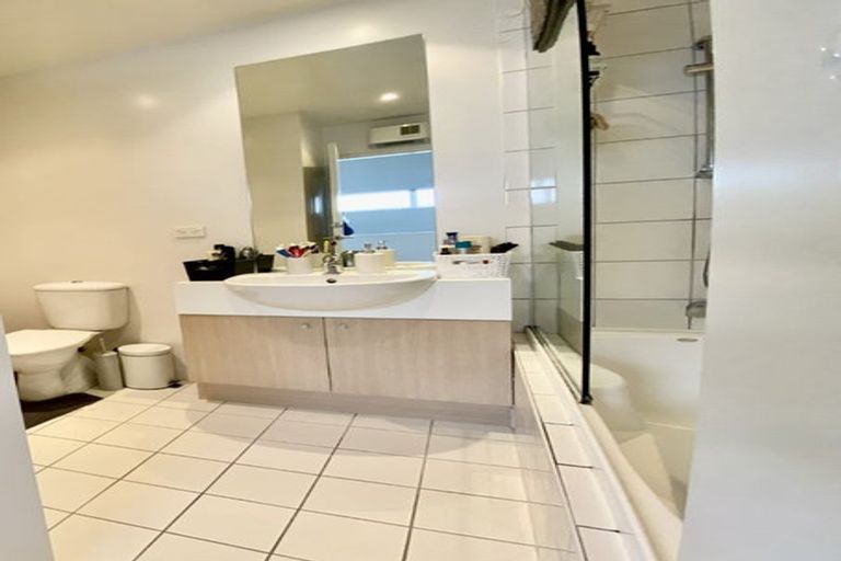 Photo of property in 450g Madras Street, St Albans, Christchurch, 8014