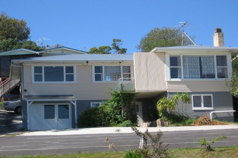 Photo of property in 535 Beach Road, Murrays Bay, Auckland, 0630