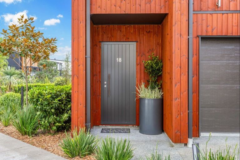 Photo of property in 18 Wikner Lane, Hobsonville, Auckland, 0616