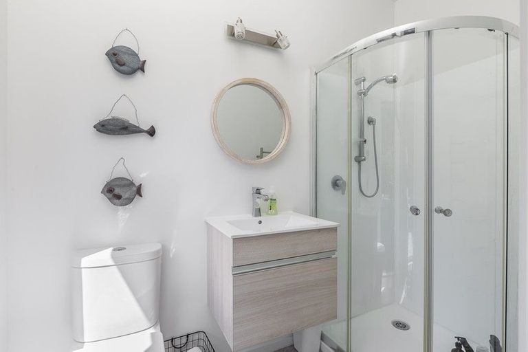 Photo of property in 30 Muncaster Road, Snells Beach, 0920