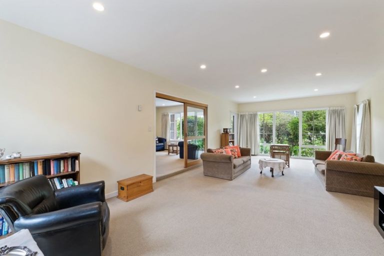 Photo of property in 6 Hanover Place, Ilam, Christchurch, 8041
