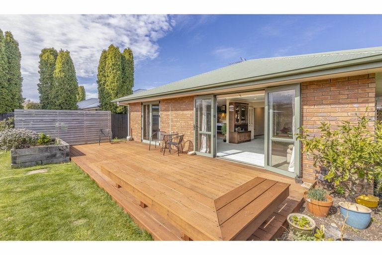 Photo of property in 7b Matson Close, Rangiora, 7400