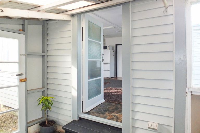 Photo of property in 66a Norbiton Road, Foxton, 4814