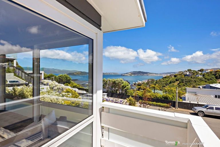 Photo of property in 42 Lohia Street, Khandallah, Wellington, 6035