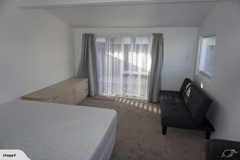 Photo of property in 594 Barbadoes Street, Edgeware, Christchurch, 8013