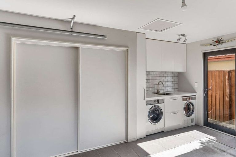 Photo of property in 5 Mica Place, Northwood, Christchurch, 8051