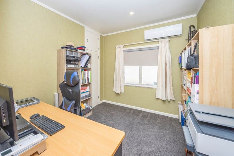 Photo of property in 20 Oxford Street, Fairfield, Hamilton, 3214