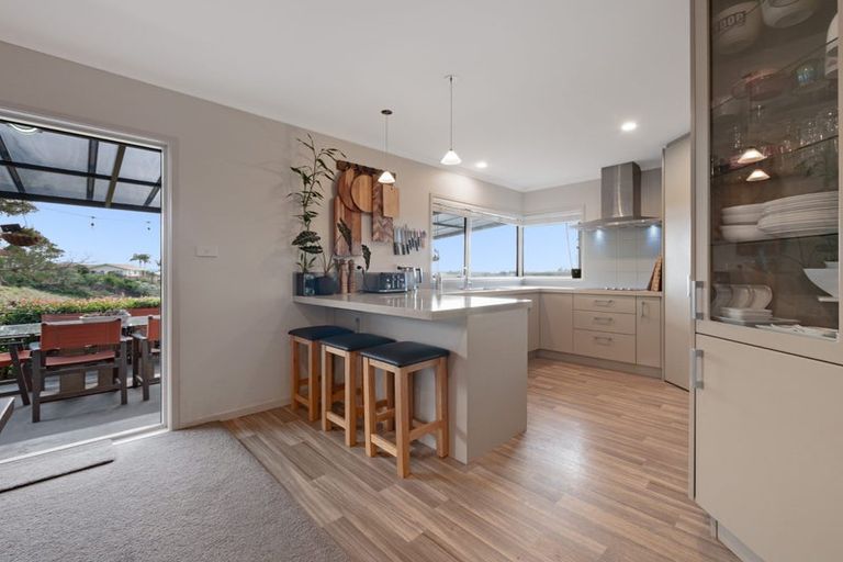 Photo of property in 8c Wiltshire Place, Te Puke, 3119