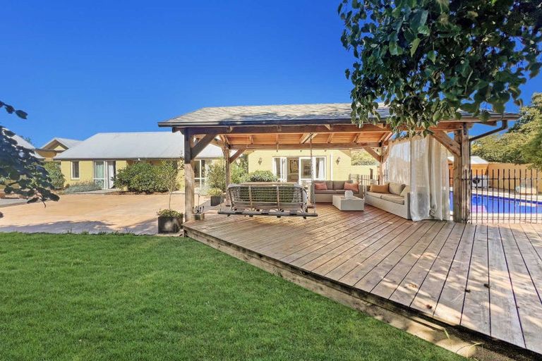 Photo of property in 8 Highland Brae, Prebbleton, 7604