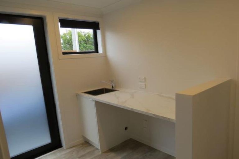 Photo of property in 66 Govett Avenue, Frankleigh Park, New Plymouth, 4310